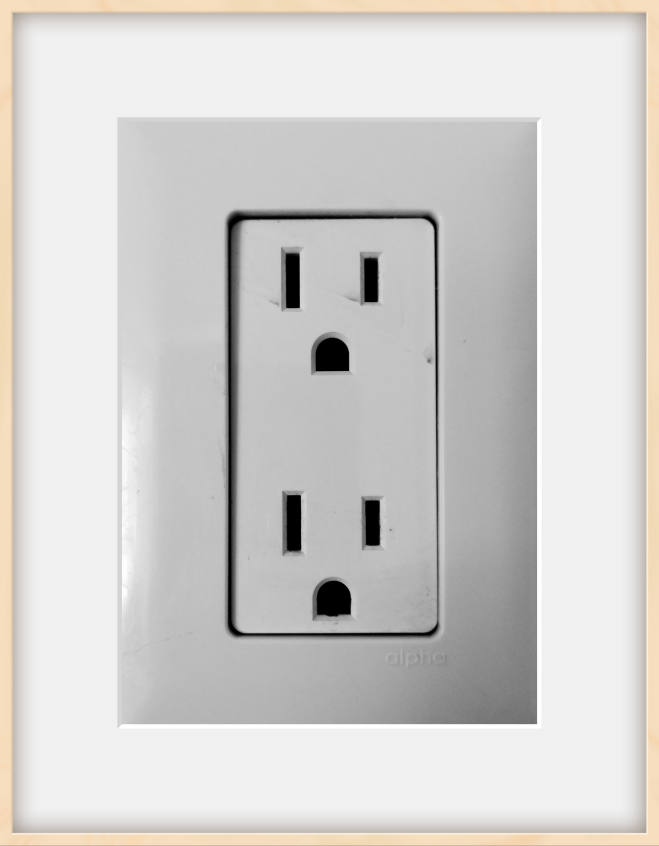 Enchufe de luz. Buscando patrones para generar ritmos aleatorios.